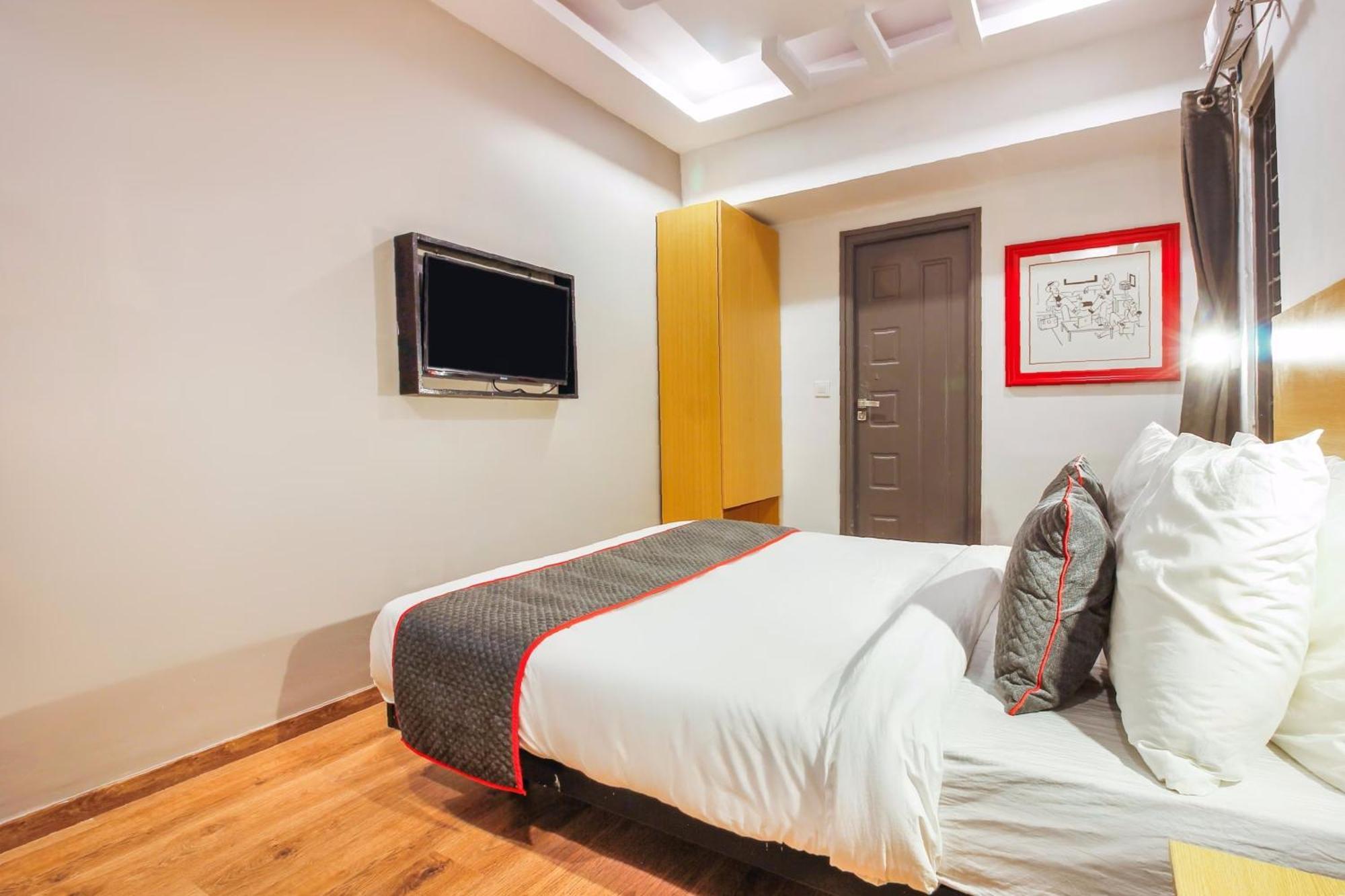 Hotel Super Townhouse Rcc Sunrise Hajdarabad Zewnętrze zdjęcie