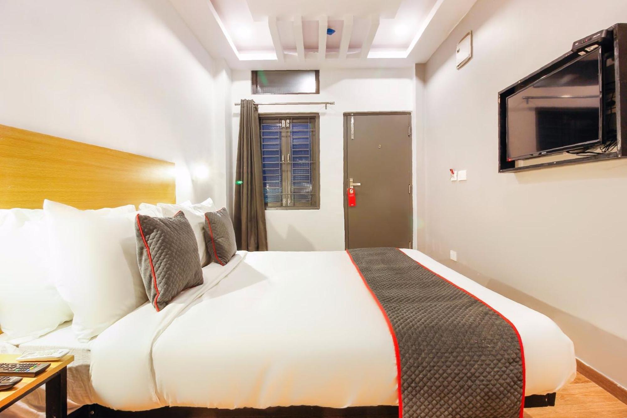 Hotel Super Townhouse Rcc Sunrise Hajdarabad Zewnętrze zdjęcie