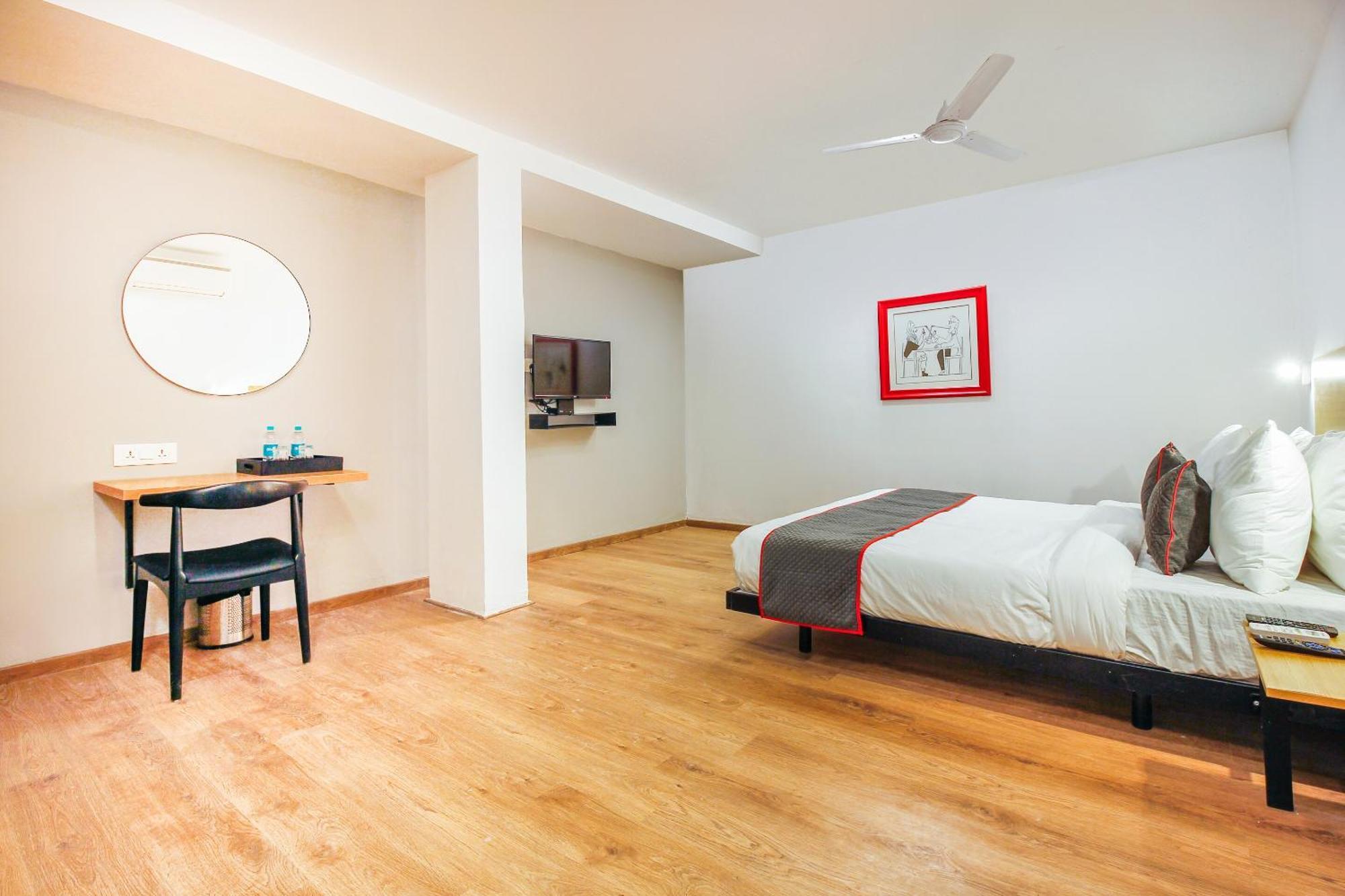 Hotel Super Townhouse Rcc Sunrise Hajdarabad Zewnętrze zdjęcie
